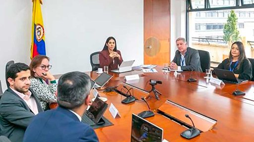 Gobierno colombiano aprueba plan estratégico de fibra óptica para la Amazonía