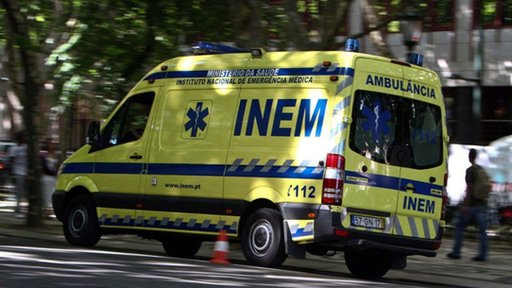 Comissão de Trabalhadores do INEM alerta para risco de paragem por falta de pagamento de horas extraordinárias