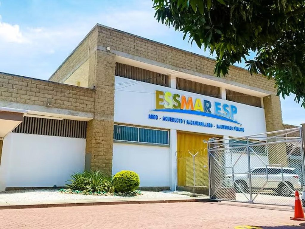 Crisis y reestructuración de servicios públicos en Santa Marta: El caso de la Essmar