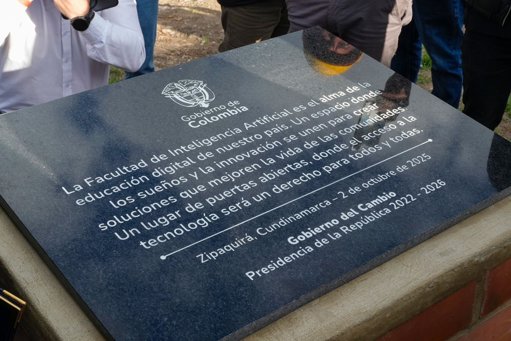 Gobierno Inicia Construcción de la Facultad de Inteligencia Artificial en Zipaquirá