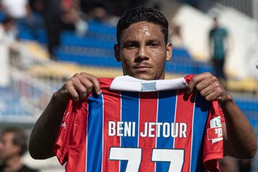 Felgueiras impõe-se ao Feirense e soma terceira vitória consecutiva em casa