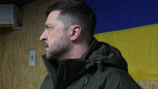 Ukraine : frappes russes sur les infrastructures énergétiques et contre-offensive de Kiev à Koupiansk