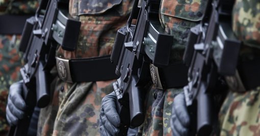 Coopération de défense UE-Royaume-Uni : Négociations sur le programme SAFE au point mort