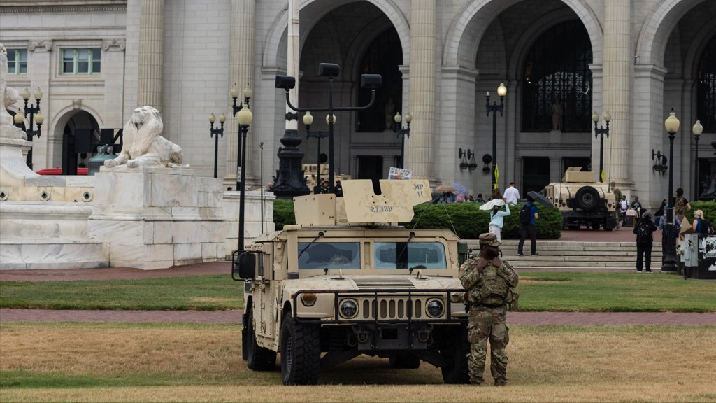 Governo Trump recua na tentativa de controlo da polícia de Washington D.C.