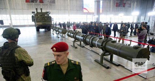 Rússia Utiliza Míssil Controverso 9M729 na Ucrânia, Aprofundando Clivagem com o Ocidente