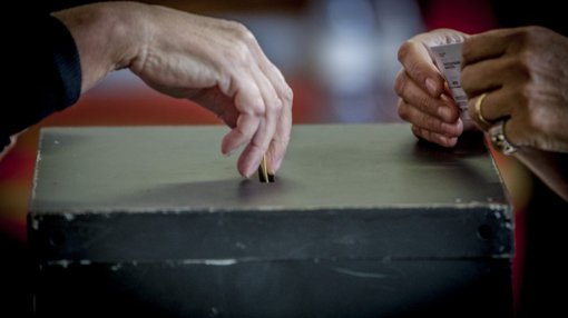 Sondagem Revela Crescimento da Direita e Consolidação do Chega