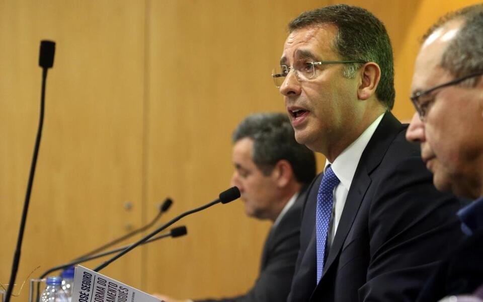 António José Seguro apela à união do centro-esquerda após desistência de Nóvoa