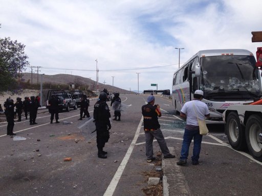 Gobierno federal se compromete a reforzar seguridad en carreteras tras protestas de transportistas