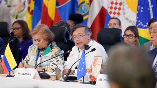 Cumbre CELAC-UE: un llamado al multilateralismo a la sombra de la tensión con EE.

UU.