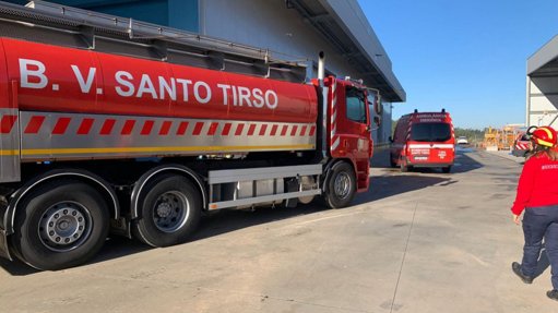Bombeiros de Santo Tirso Lançam Campanha “O Natal é Vermelho!” para Aproximar Comunidade