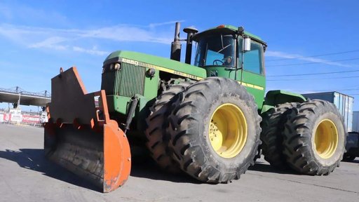 Continúan bloqueos de agricultores y transportistas; fracasa diálogo con Gobernación