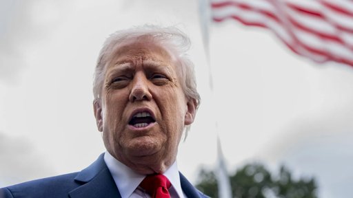 Tensões entre EUA e Venezuela escalam com ataques militares a embarcações