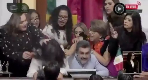 Pelea en Congreso de CDMX por reforma que desaparece al InfoCDMX