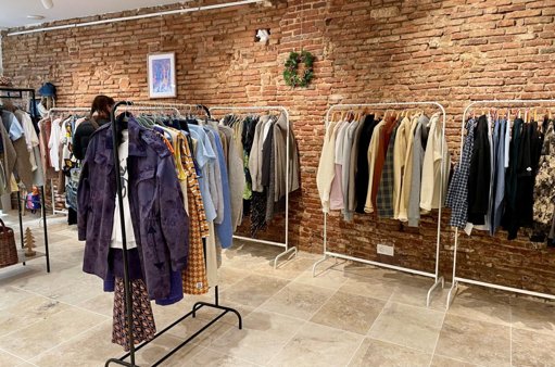 Les boutiques éphémères fleurissent à Toulouse, vitrines de la création locale et éthique