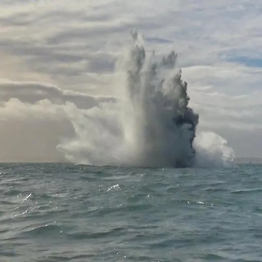 Un engin explosif découvert en rade de Brest neutralisé au large