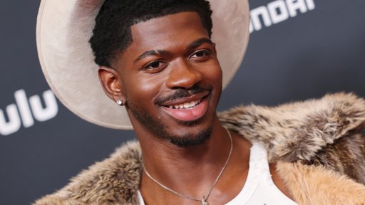 Rapper Lil Nas X detido e hospitalizado em Los Angeles após comportamento errático