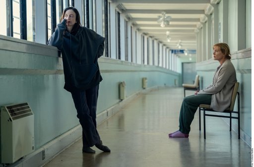 Kate Winslet debuta como directora con 'Adiós, June', un drama familiar escrito por su hijo