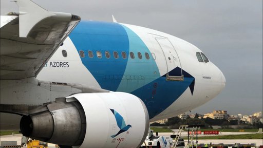 Privatização da Azores Airlines Envolta em Controvérsia e Atrasos