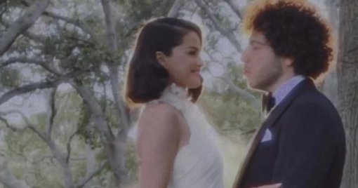 Selena Gomez y Benny Blanco confirman su boda con fotos en Instagram