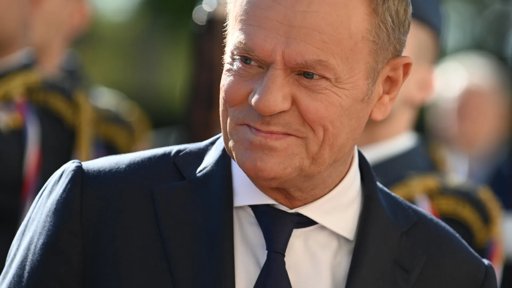 Crises Políticas na Chéquia e Polónia Revelam Tensões com a UE