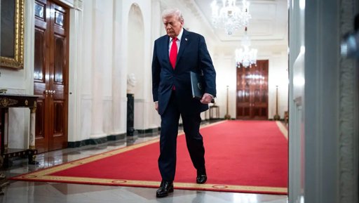 Revelan Lista de Donantes de la Transición de Trump y Posibles Conflictos de Interés