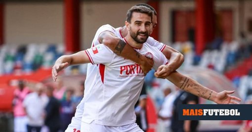 União de Leiria Vence Chaves com Reviravolta e Sobe ao Segundo Lugar