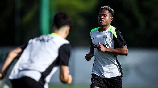 Sporting vence Marselha na Champions mas perde Debast por lesão