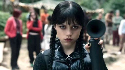 Mercredi : Eva Green rejoint la saison 3, suscitant enthousiasme et inquiétudes