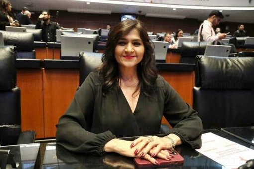 Gobierno y refresqueras pactan reducción de azúcar y ajuste de impuestos