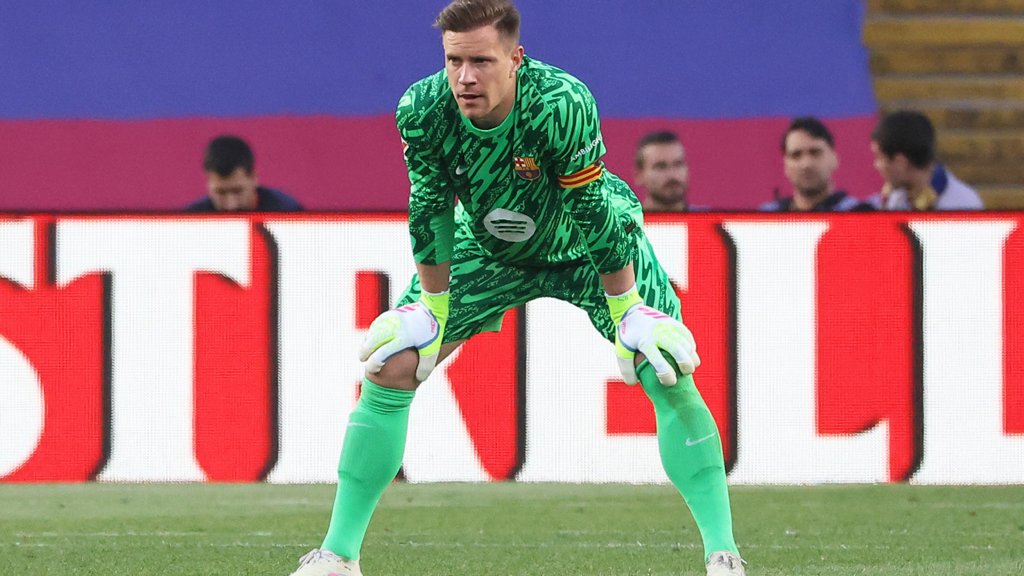 Guerra aberta em Barcelona: lesão de Ter Stegen gera processo disciplinar e perda da braçadeira