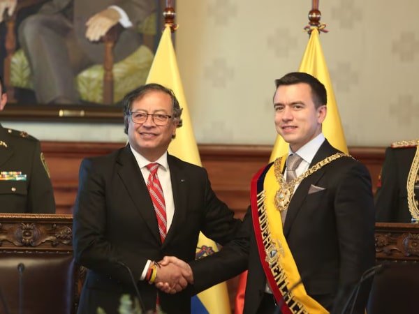 Tensión diplomática con Ecuador por deportación masiva de más de mil presos colombianos