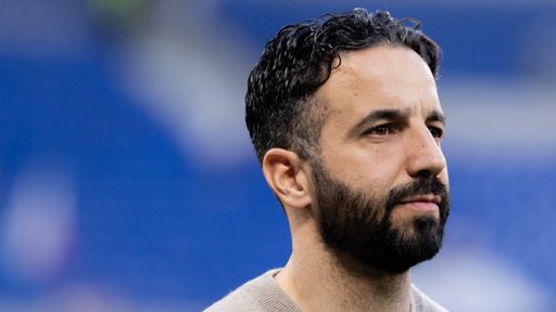 André Onana recupera e regressa à titularidade no Manchester United