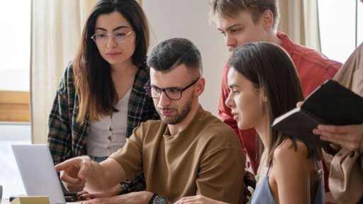 Universidades colombianas destacan por la alta empleabilidad de sus egresados en ranking internacional