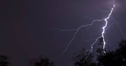 Açores em alerta máximo face à aproximação do ciclone tropical Gabrielle