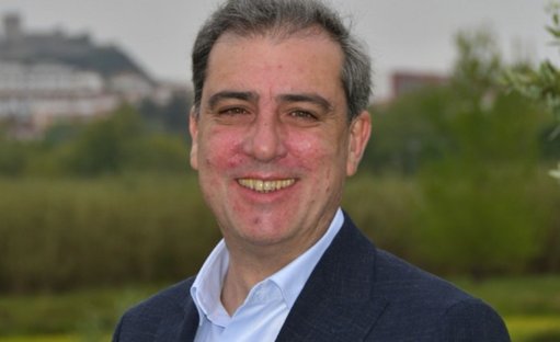 Crise habitacional empurra classe média para fora das cidades e agrava pobreza