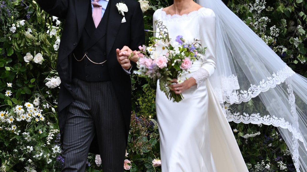 Duques de Westminster anunciam nascimento da primeira filha, Cosima