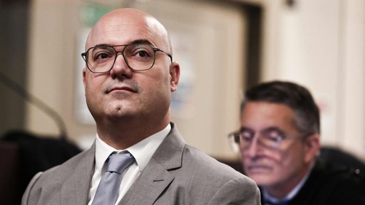 Le maire d'Orange et une députée RN menacés d'inéligibilité avant les municipales