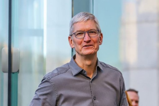 Succession de Tim Cook : John Ternus pressenti pour diriger Apple