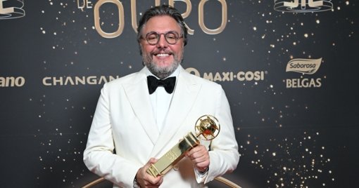 César Mourão Vence Globo de Ouro de Personalidade do Ano em Entretenimento
