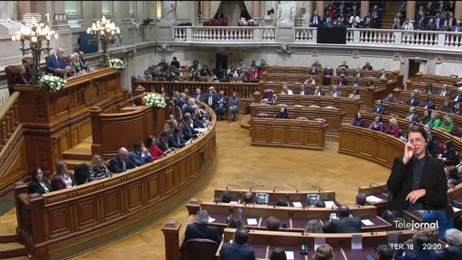 Comemorações do 25 de Novembro Exacerbam Divisões Ideológicas Entre os Candidatos