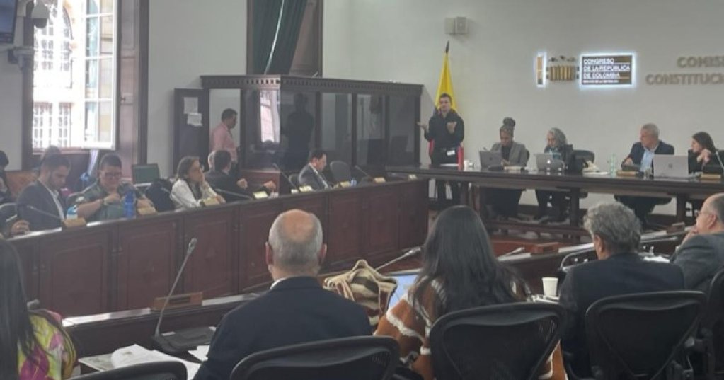 Creación de zona binacional con Venezuela genera controversia y control político en el Congreso