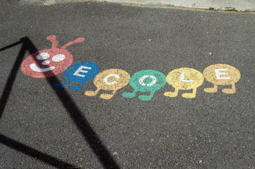 Suicide d'une institutrice dans le Cantal : l'Éducation nationale visée par une plainte pour harcèlement