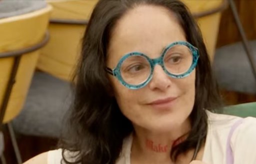 Lolita Cortés Abandona 'La Granja VIP' por Salud Mental y Recibe Apoyo Inesperado de Jolette