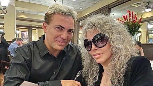 Cristian Castro Admite “Jaloneos” con Verónica Castro y Niega Golpes