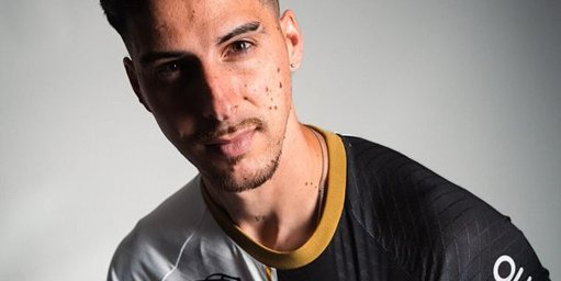 Farense Reforça Ataque com Anthony Carter, Melhor Marcador da Época Passada