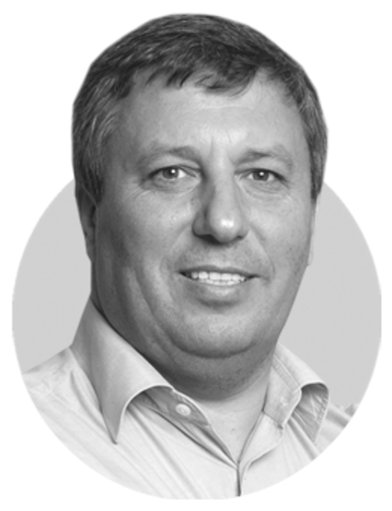 Governo prevê excedentes mas Comissão Europeia antecipa regresso aos défices