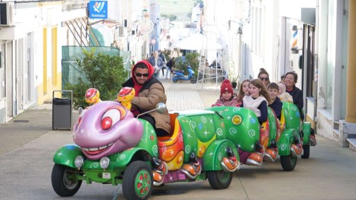 Castro Verde Lança Campanha de Natal para Apoiar Comércio Local