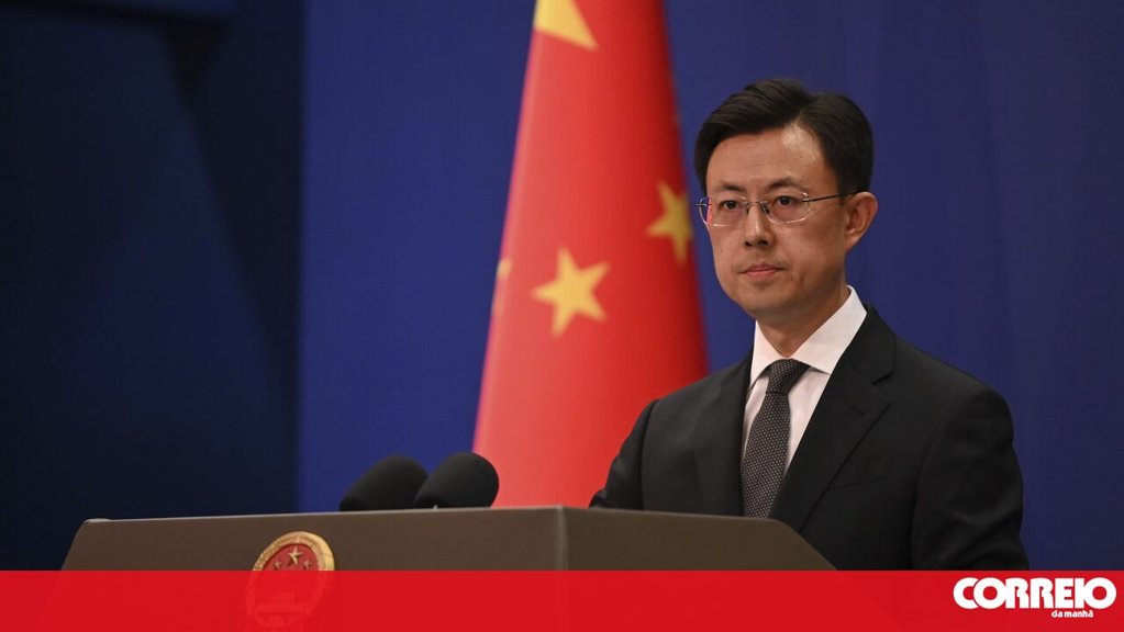 China mantém posição ambígua e apela aos seus cidadãos para não se envolverem na guerra