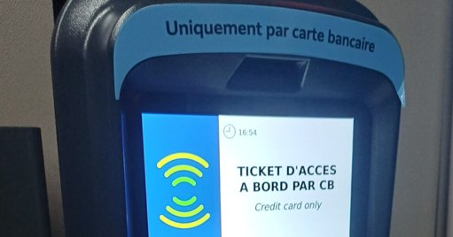 Le paiement par carte bancaire enfin disponible dans les bus parisiens