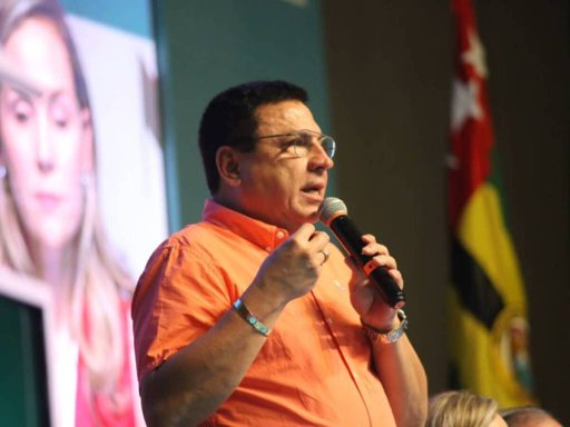 Debate de la reforma a la salud se estanca en el Senado entre choques y dudas sobre su financiación